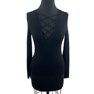 Rocky Barnes x 360 Cashmere Black Sweater Plunging Neck Pullover Size Medium M